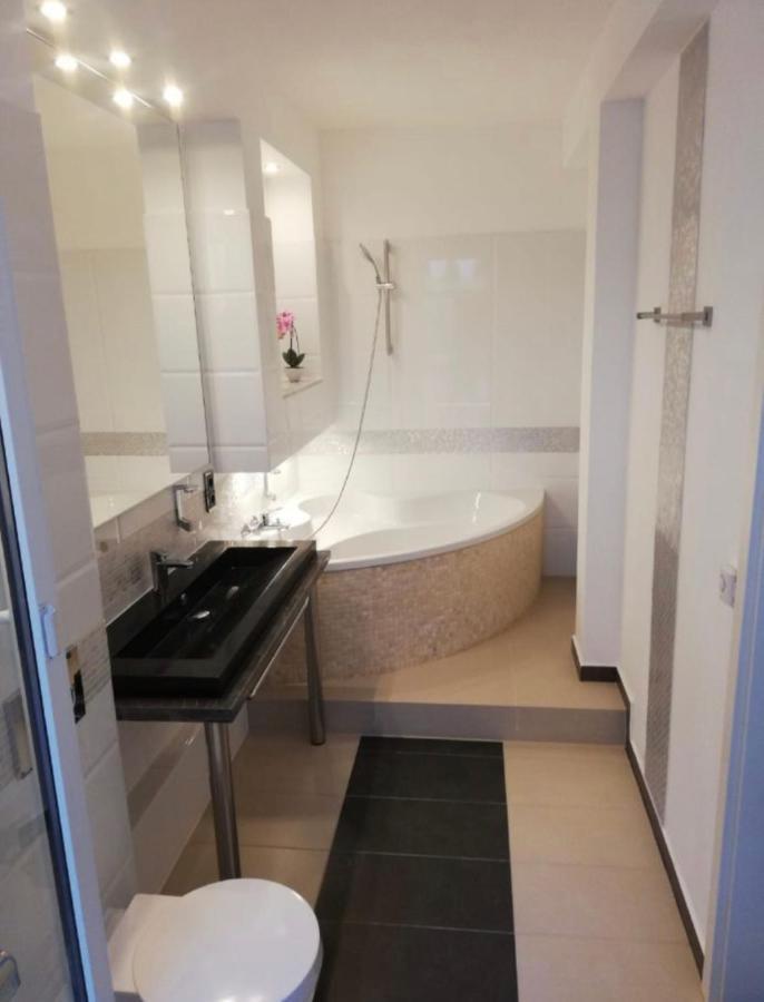 Park Apart Hotel Gatower Str. เบอร์ลิน ภายนอก รูปภาพ