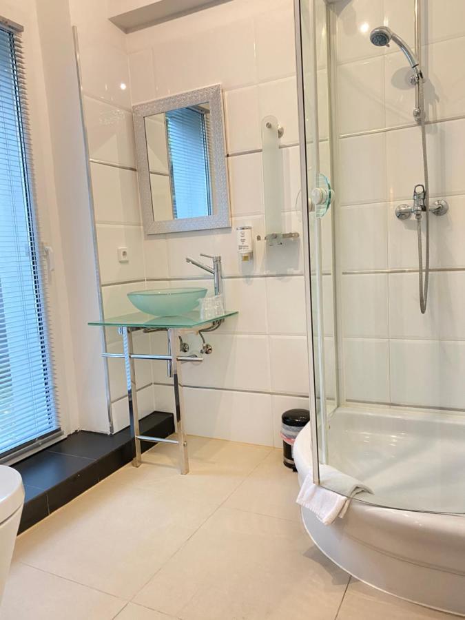 Park Apart Hotel Gatower Str. เบอร์ลิน ภายนอก รูปภาพ